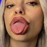 asmr.selena.moon from onlyfans