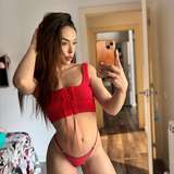 sweetauraaa from onlyfans